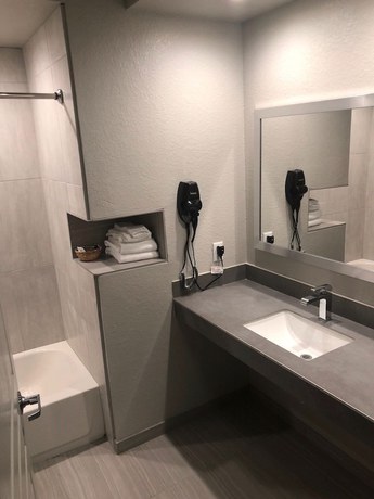 Imagen de la habitación del Hotel Crystal Inn. Foto 3