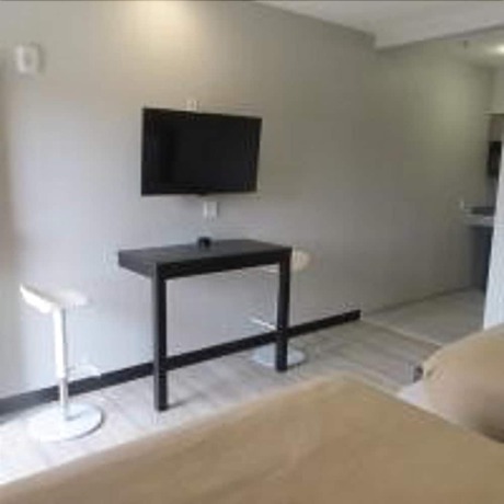 Imagen de la habitación del Hotel Crystal Inn. Foto 11