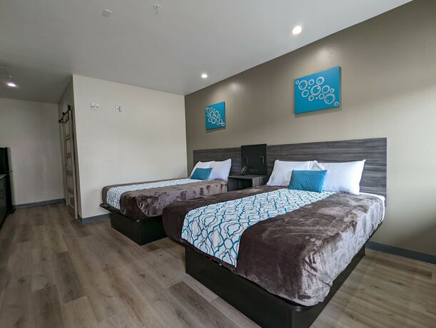 Imagen de la habitación del Hotel Crystal Inn Jacinto City. Foto 8