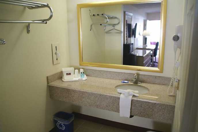Imagen de la habitación del Hotel Crystal Inn and Suites Atlantic City Absecon. Foto 3