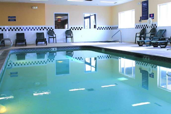 Imagen de la piscina del Hotel Crystal Inn and Suites West Valley City. Foto 12