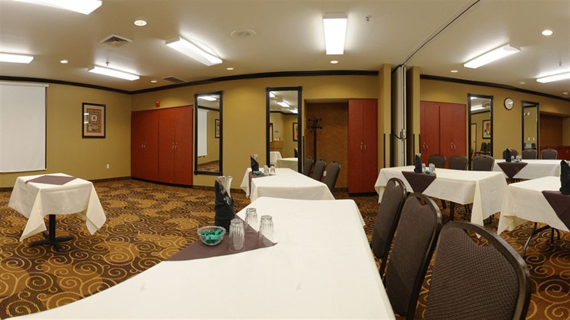 Imagen de los interiores del Hotel Crystal Inn and Suites West Valley City. Foto 11