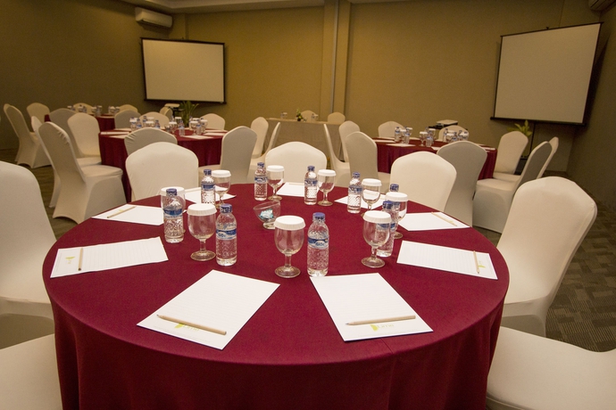 Imagen de los interiores del Hotel Crystal Kuta. Foto 12