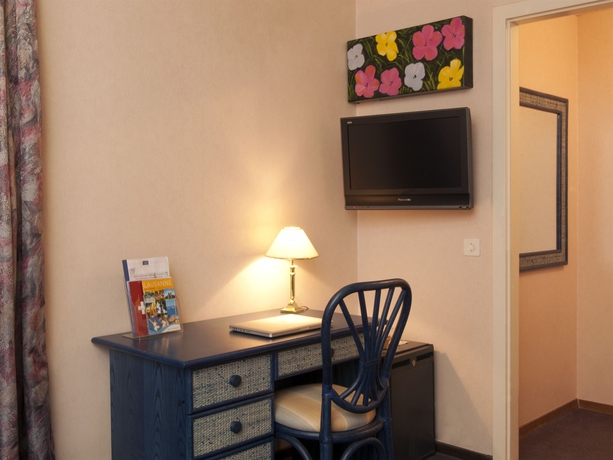 Imagen de la habitación del Hotel Crystal, LAUSANA. Foto 3