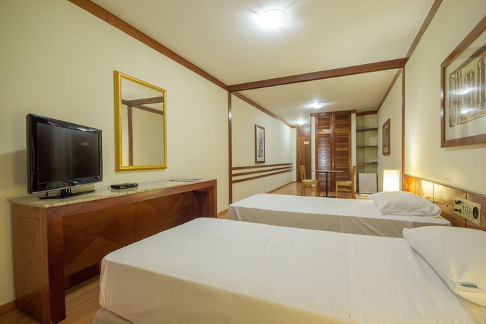 Imagen general del Hotel Crystal, LONDRINA. Foto 2