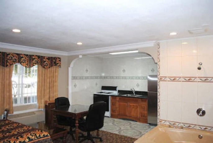 Imagen de la habitación del Hotel Crystal Lodge Motel. Foto 11