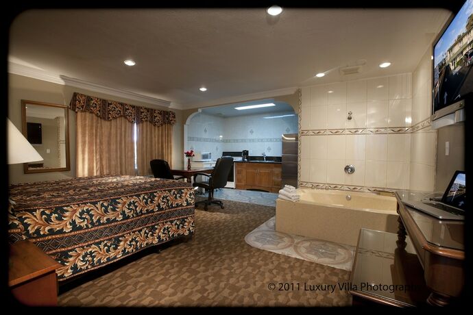 Imagen de la habitación del Hotel Crystal Lodge Motel. Foto 13