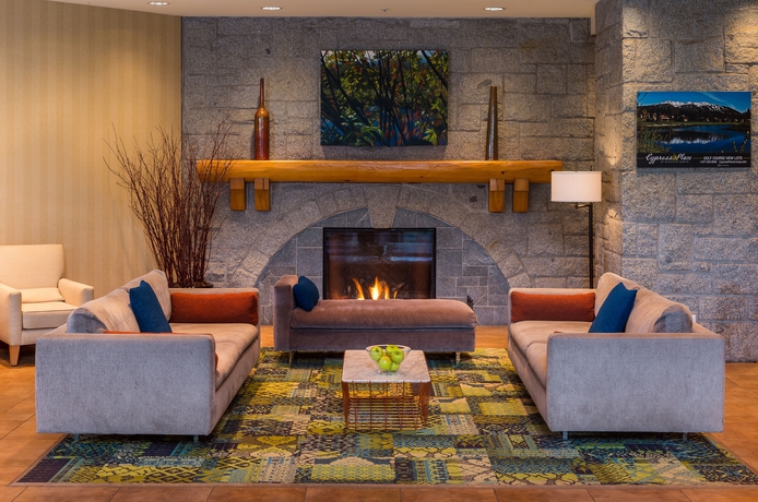 Imagen de los interiores del Hotel Crystal Lodge, Whistler Village. Foto 14