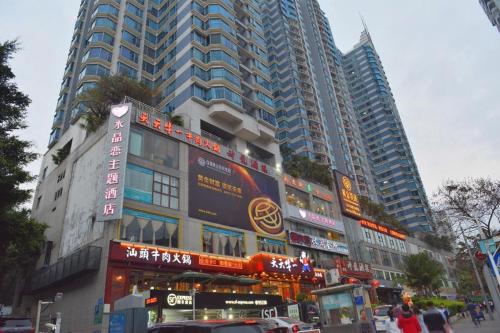 Imagen general del Hotel Crystal Love There. Foto 1