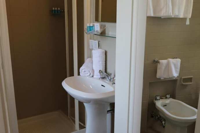 Imagen de la habitación del Hotel Crystal, Marina Di Pietrasanta. Foto 6