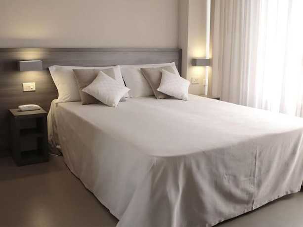 Imagen de la habitación del Hotel Crystal, Marina Di Pietrasanta. Foto 8
