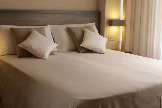 Imagen de la habitación del Hotel Crystal, Marina Di Pietrasanta. Foto 10