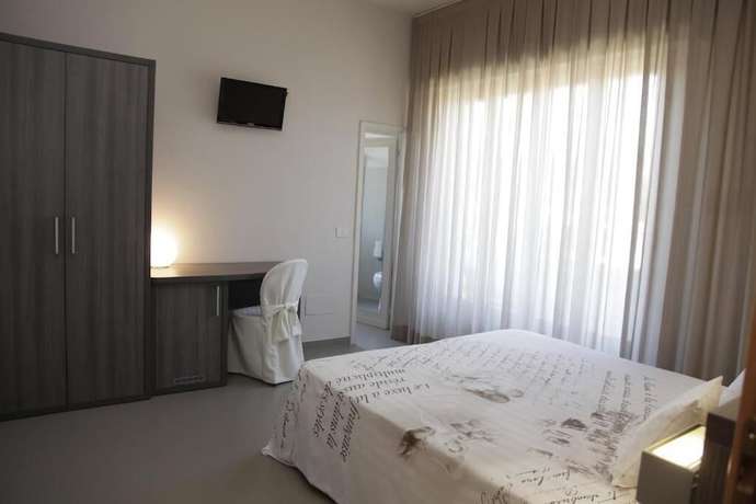 Imagen de la habitación del Hotel Crystal, Marina Di Pietrasanta. Foto 13