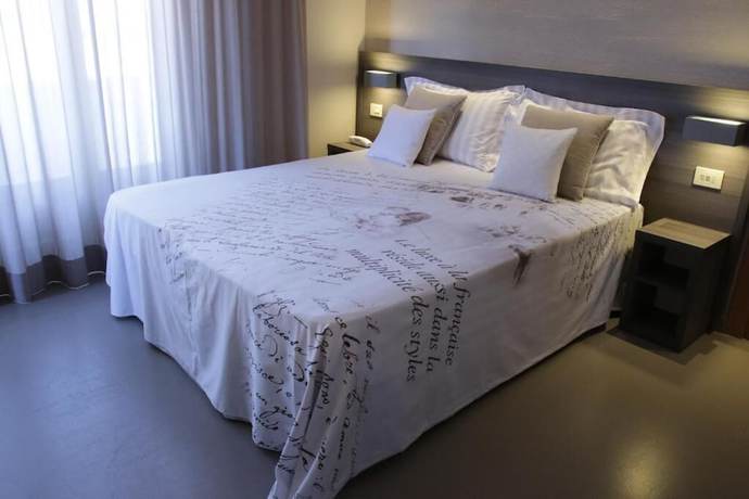 Imagen de la habitación del Hotel Crystal, Marina Di Pietrasanta. Foto 18