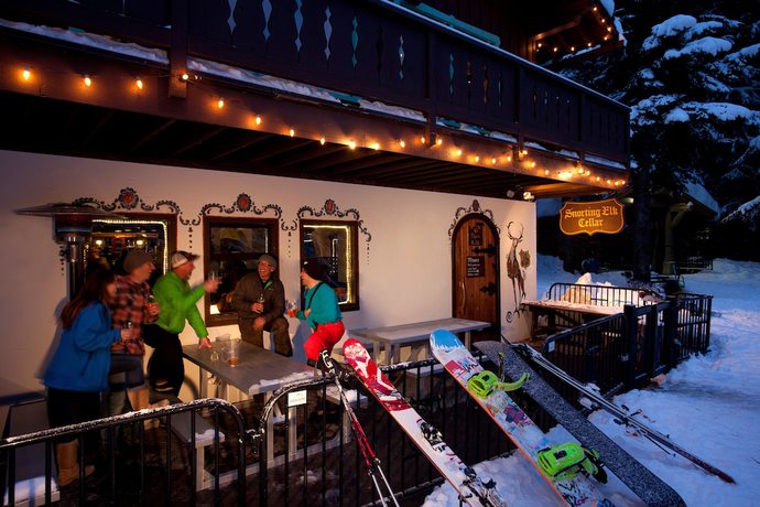 Imagen del bar/restaurante del Hotel Crystal Mountains, Enumclaw. Foto 7
