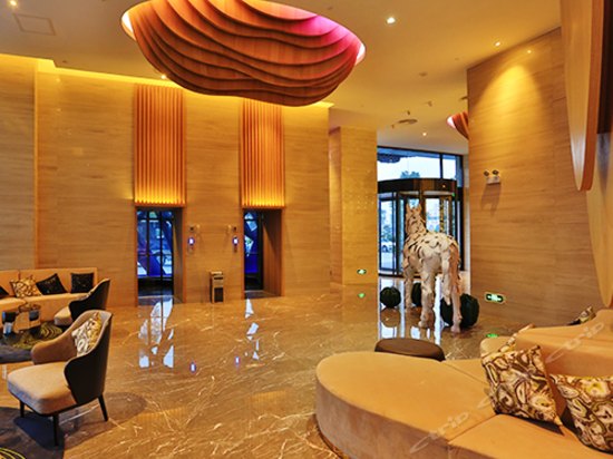 Imagen de los interiores del Hotel Crystal Orange (Guangzhou Baiyun Airport). Foto 3