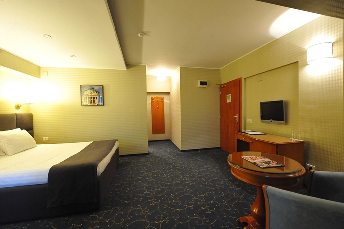 Imagen de la habitación del Hotel Crystal Palace, Bucarest. Foto 6