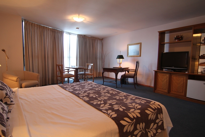 Imagen de la habitación del Hotel Crystal Palace, Montevideo. Foto 9