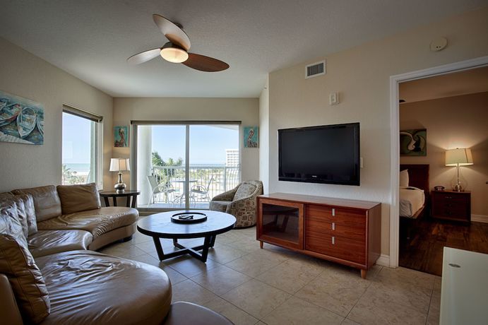Imagen de la habitación del Hotel Crystal Palms Beach Resort. Foto 12