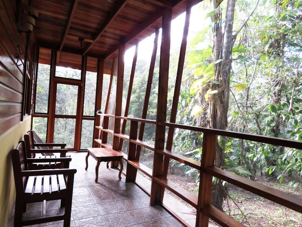 Imagen de la habitación del Hotel Crystal Paradise Resort. Foto 5