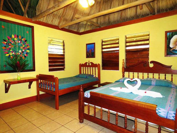 Imagen general del Hotel Crystal Paradise Resort. Foto 3