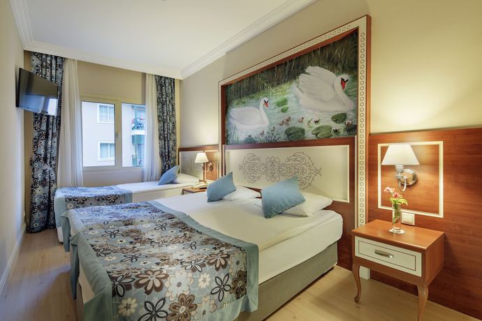 Imagen de la habitación del Hotel Crystal Paraiso Aqua Collection. Foto 4