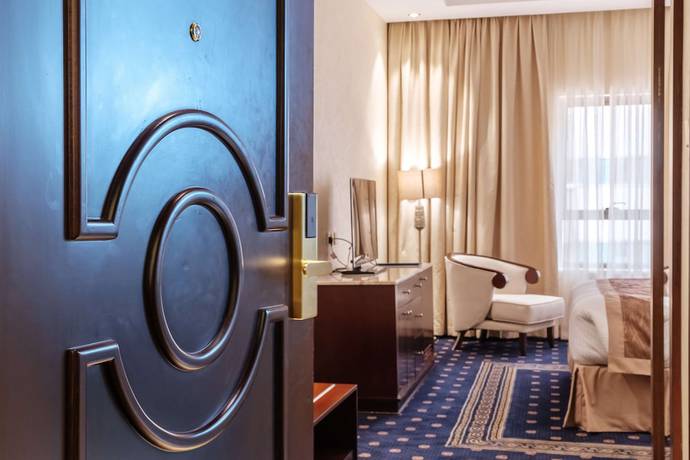 Imagen de la habitación del Hotel Crystal Plaza Al Majaz. Foto 5