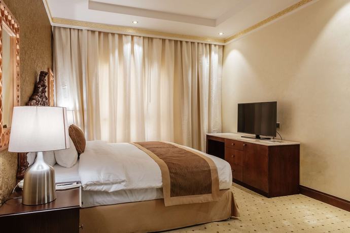 Imagen de la habitación del Hotel Crystal Plaza Al Majaz. Foto 8