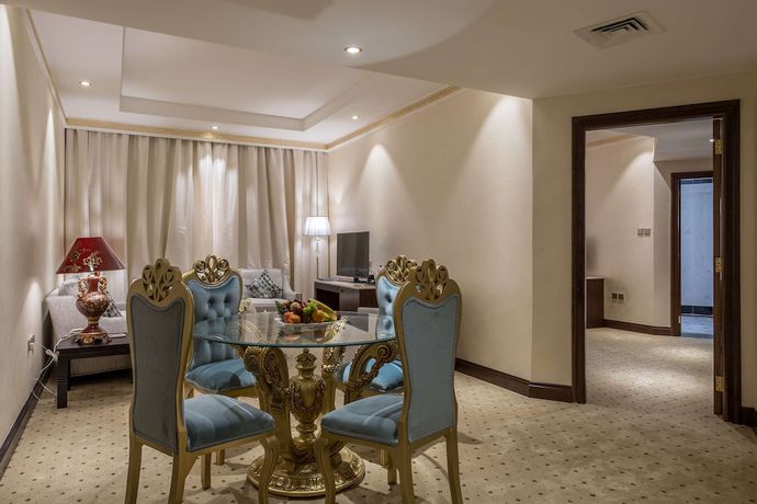 Imagen de la habitación del Hotel Crystal Plaza Al Majaz. Foto 13