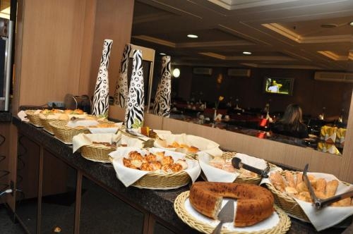 Imagen general del Hotel Crystal Plaza, Goiania. Foto 4
