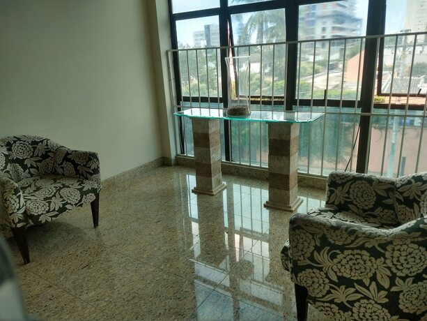 Imagen general del Hotel Crystal Plaza Marista, Goiania. Foto 9
