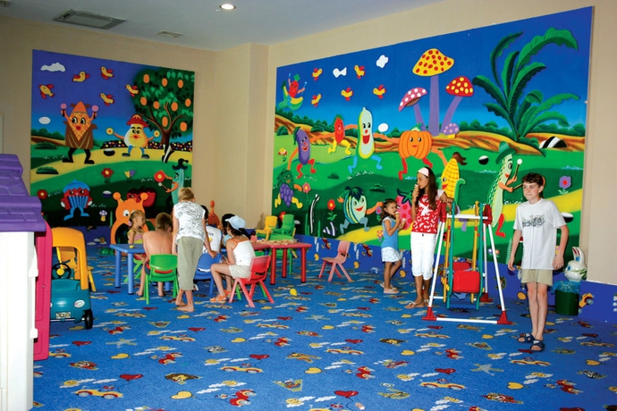 Imagen de los interiores del Hotel Crystal Prestige. Foto 10