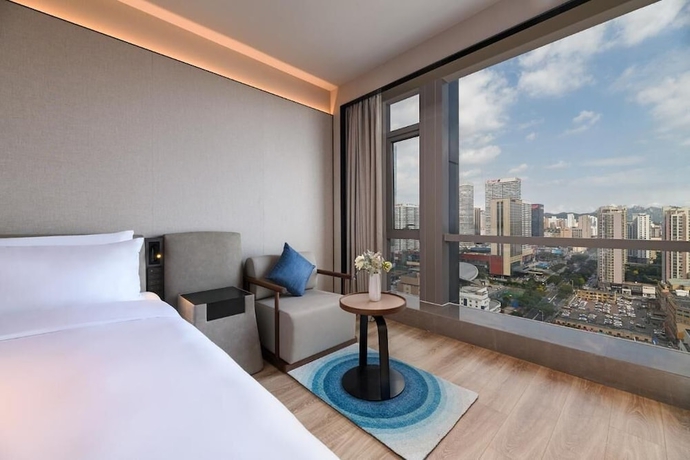 Imagen de la habitación del Hotel Crystal Qingdao MixC Shandong Road. Foto 1