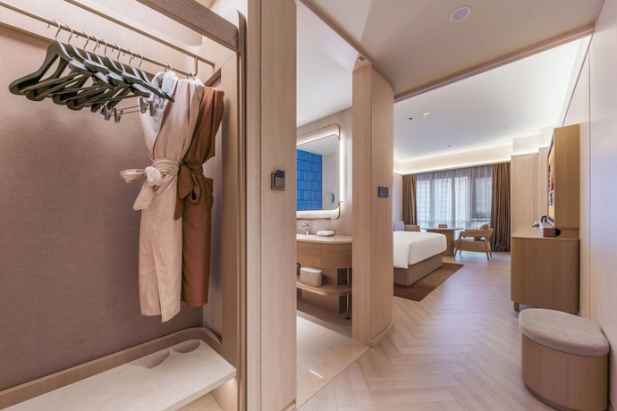 Imagen de la habitación del Hotel Crystal Qingdao Taidong St.. Foto 11