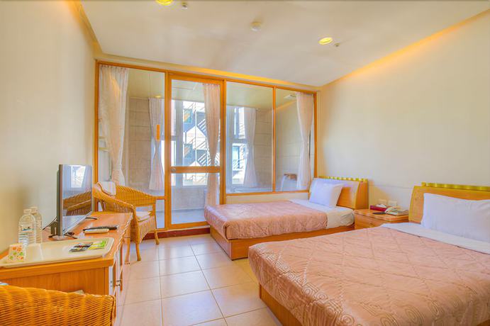Imagen de la habitación del Hotel Crystal, Ren'ai. Foto 7