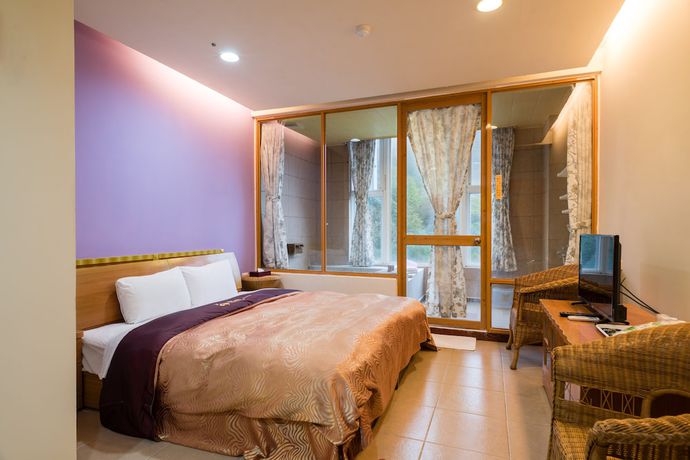 Imagen de la habitación del Hotel Crystal, Ren'ai. Foto 8