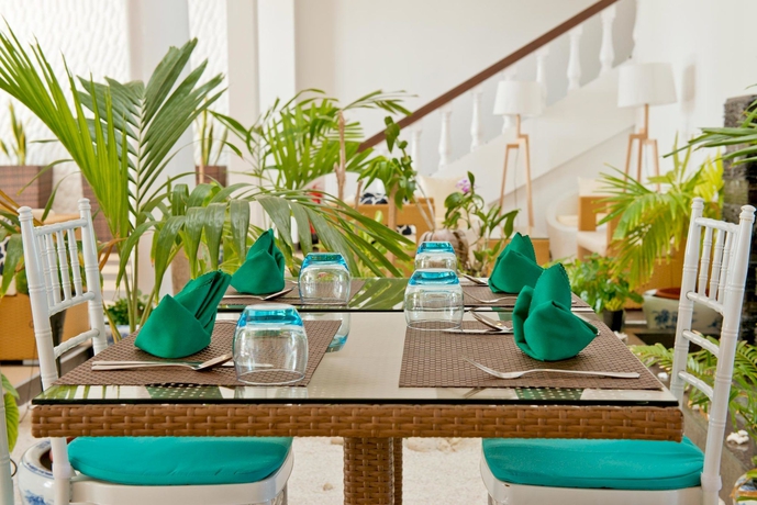 Imagen del bar/restaurante del Hotel Crystal Sands. Foto 5