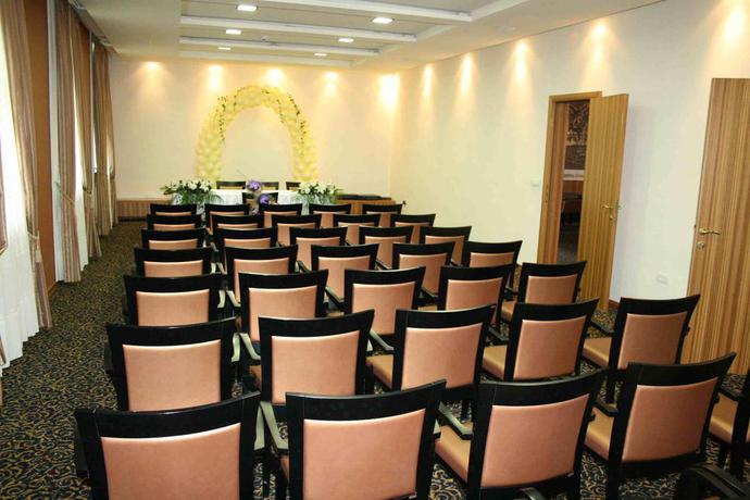 Imagen de los interiores del Hotel Crystal, Sarajevo. Foto 12