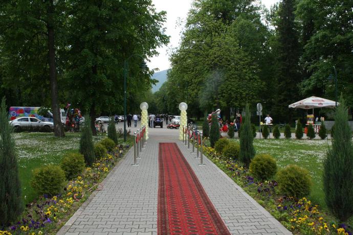 Imagen de los exteriores del Hotel Crystal, Sarajevo. Foto 10