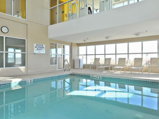 Imagen de la piscina del Hotel Crystal Shores By Wyndham Vacation Rentals. Foto 14