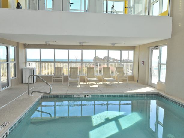 Imagen de la piscina del Hotel Crystal Shores By Wyndham Vacation Rentals. Foto 17
