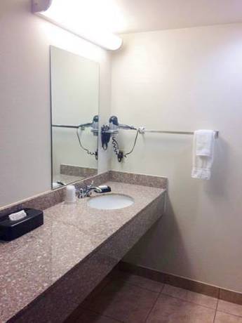 Imagen de la habitación del Hotel Crystal Springs Inn and Suites. Foto 5