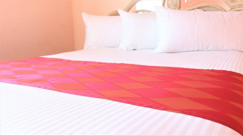 Imagen general del Hotel Crystal Star Inn Edmonton Airport. Foto 7