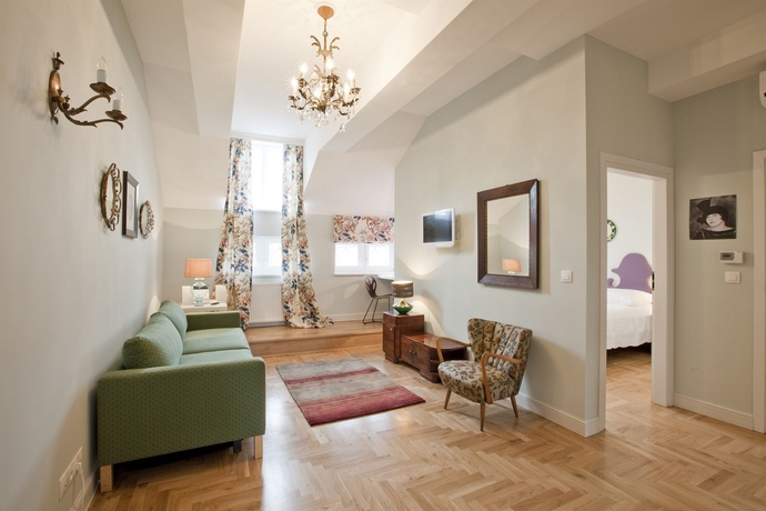 Imagen de los interiores del Hotel Crystal Suites Chez Helena. Foto 14