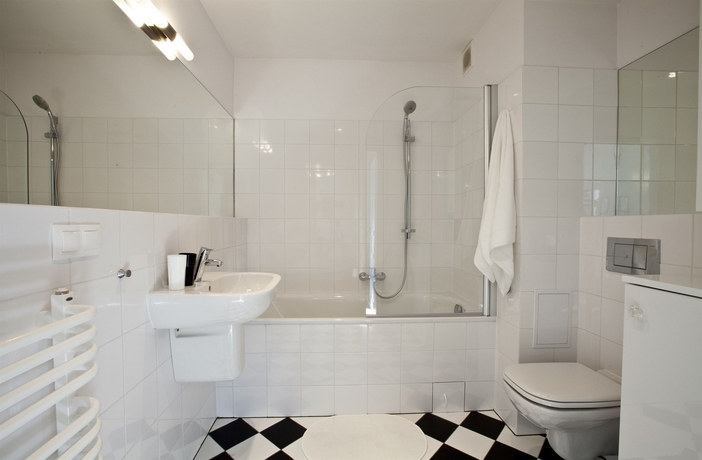 Imagen de la habitación del Hotel Crystal Suites Chez Helena. Foto 9