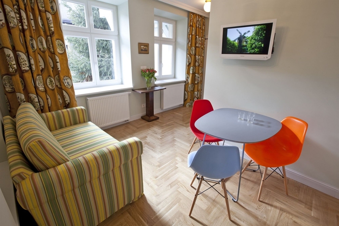 Imagen de los interiores del Hotel Crystal Suites Chez Helena. Foto 16