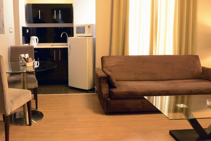 Imagen de la habitación del Hotel Crystal Suites. Foto 12