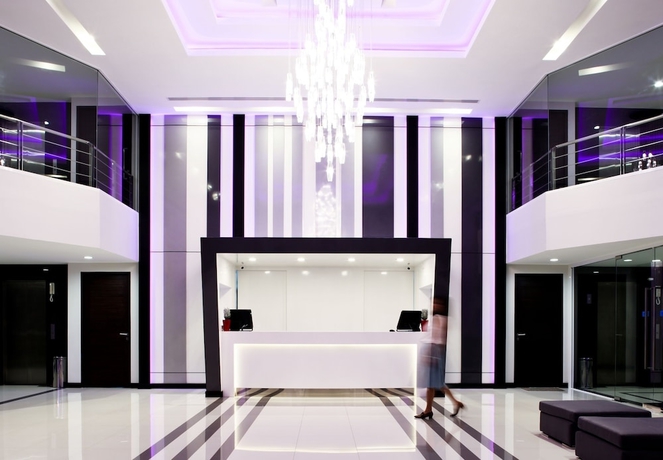 Imagen de los interiores del Hotel Crystal Suites Suvarnabhumi Airport. Foto 16