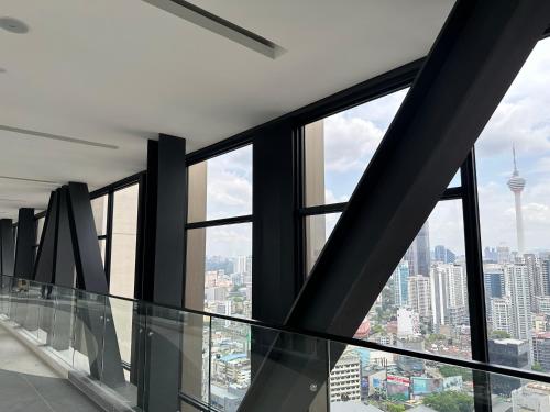 Imagen de la habitación del Hotel Crystal Suites at Axon Residence near Pavilion. Foto 18