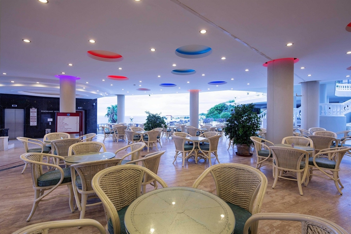 Imagen del bar/restaurante del Hotel Crystal Sunrise Queen Luxury Resort and Spa - All Inclusive. Foto 5